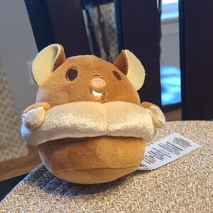 Disney Munchlings Emile Vanilla Cream Puff Ratatouille Plush Toy